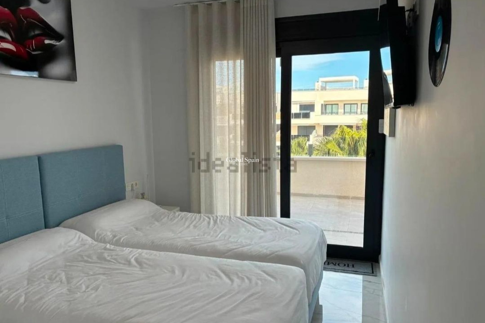 Venta - ÁTICO -
ORIHUELA COSTA - Los Almendros-la Florida