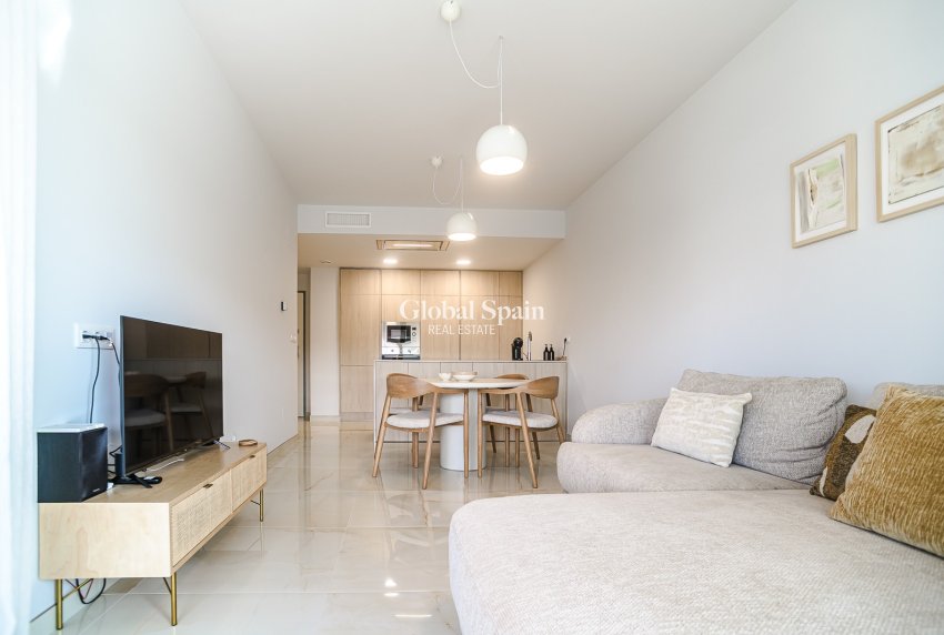 Venta - ÁTICO -
ORIHUELA COSTA - Los Altos
