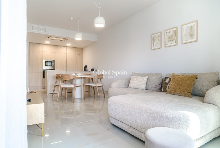 Venta - ÁTICO -
ORIHUELA COSTA - Los Altos