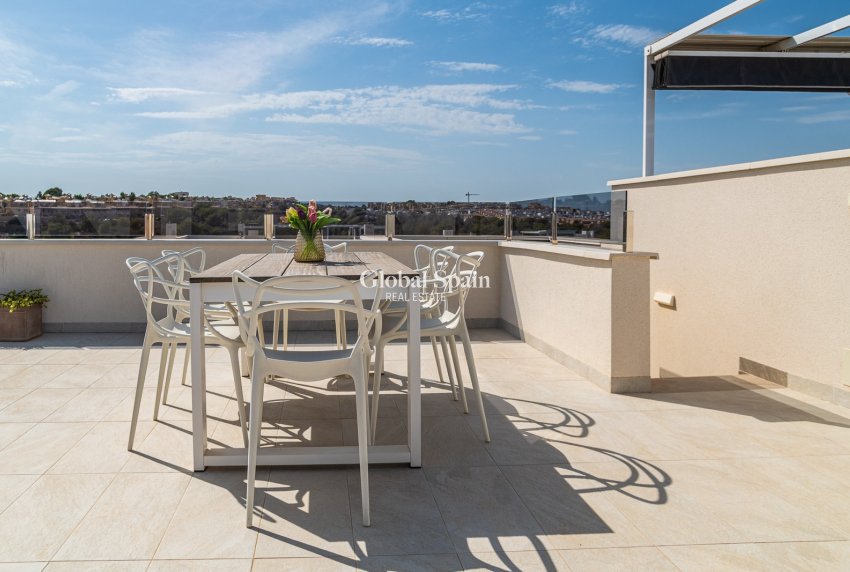 Venta - ÁTICO -
ORIHUELA COSTA - Los Altos