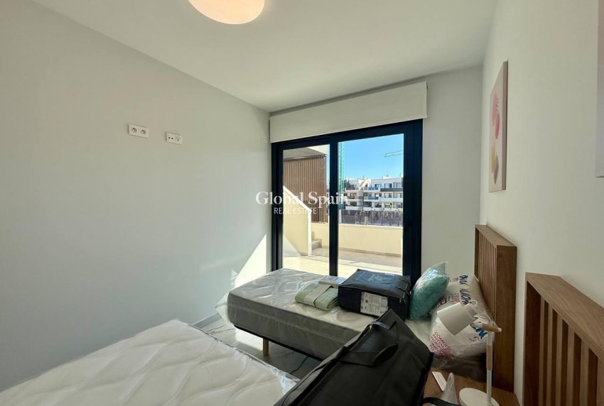 Venta - ÁTICO -
ORIHUELA COSTA - PAU 8