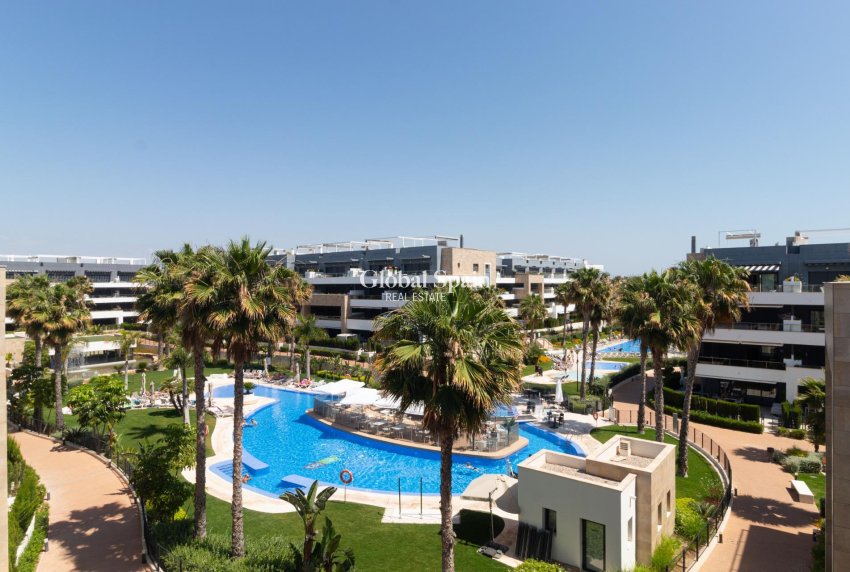 Venta - ÁTICO -
ORIHUELA COSTA - Playa Flamenca