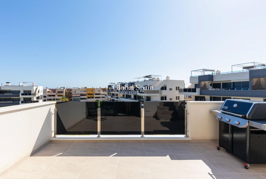 Venta - ÁTICO -
ORIHUELA COSTA - Playa Flamenca
