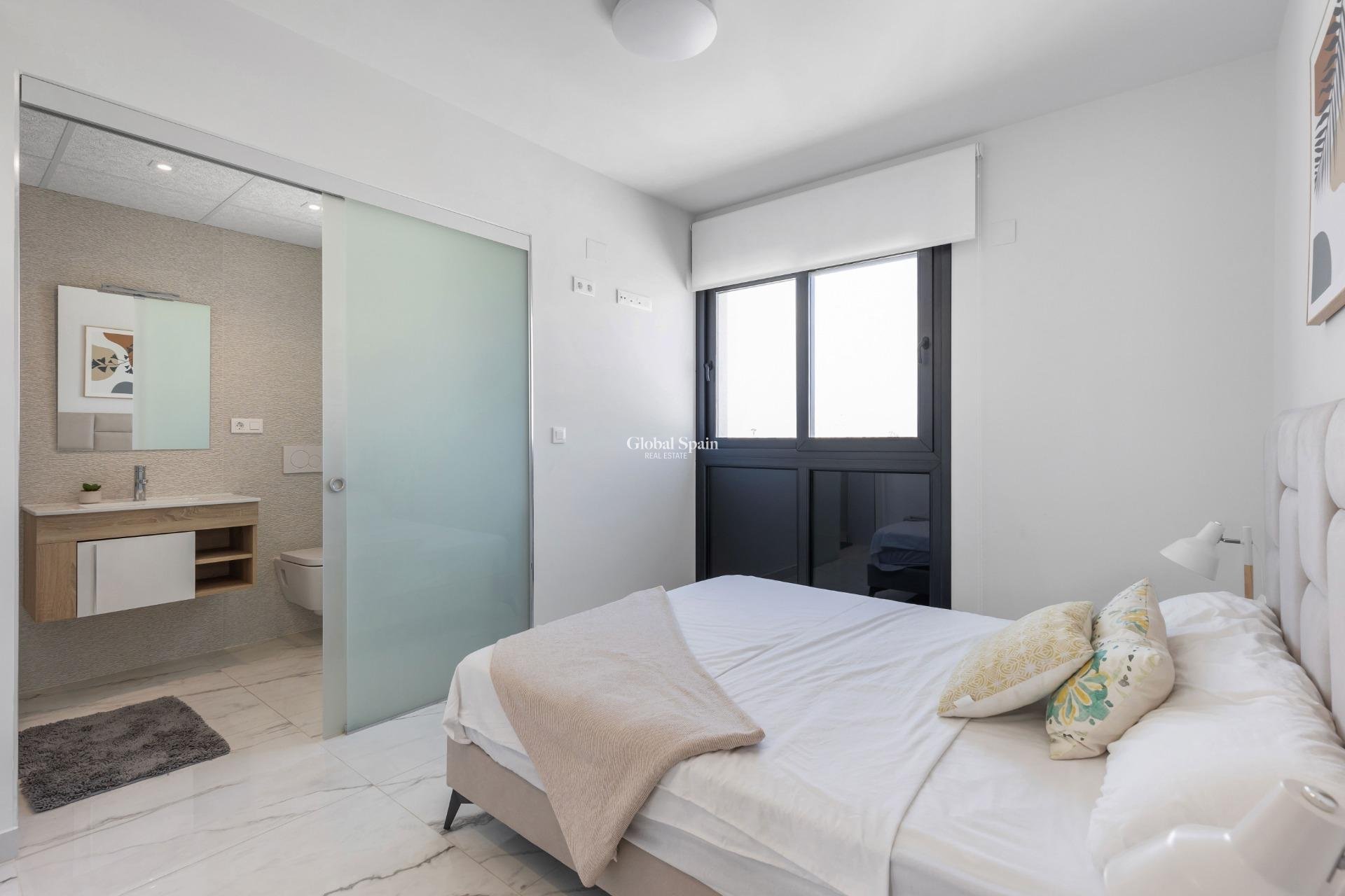 Venta - ÁTICO -
ORIHUELA COSTA - Playa Flamenca