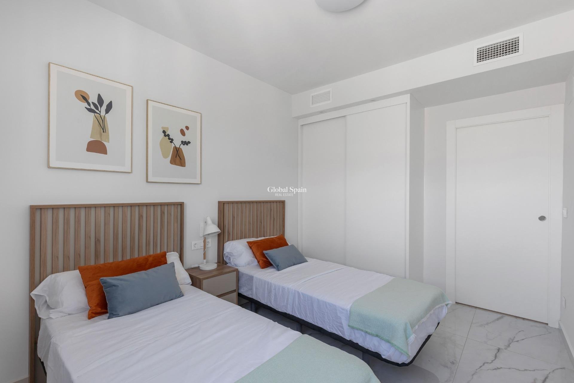 Venta - ÁTICO -
ORIHUELA COSTA - Playa Flamenca