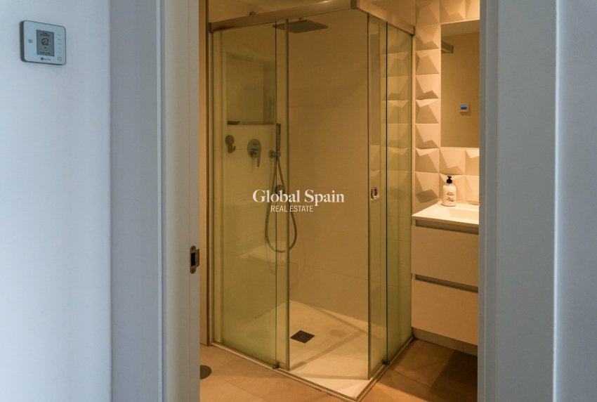 Venta - ÁTICO -
ORIHUELA COSTA - Punta Prima