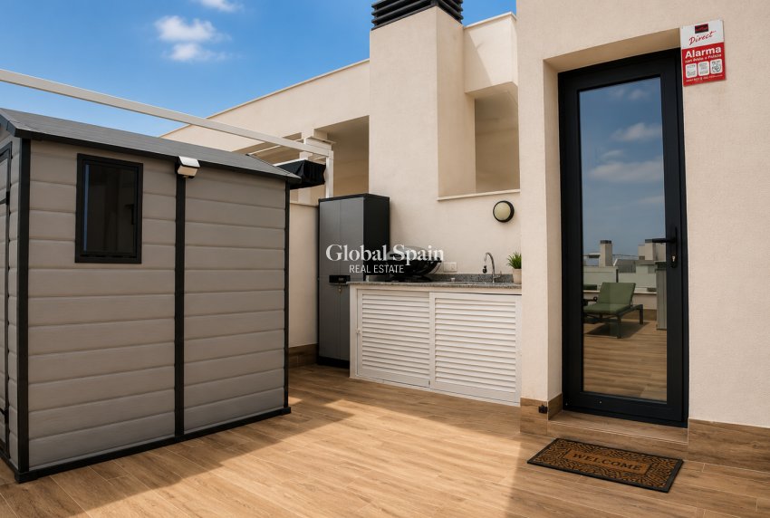 Venta - ÁTICO -
ORIHUELA COSTA - VILLAMARTÍN