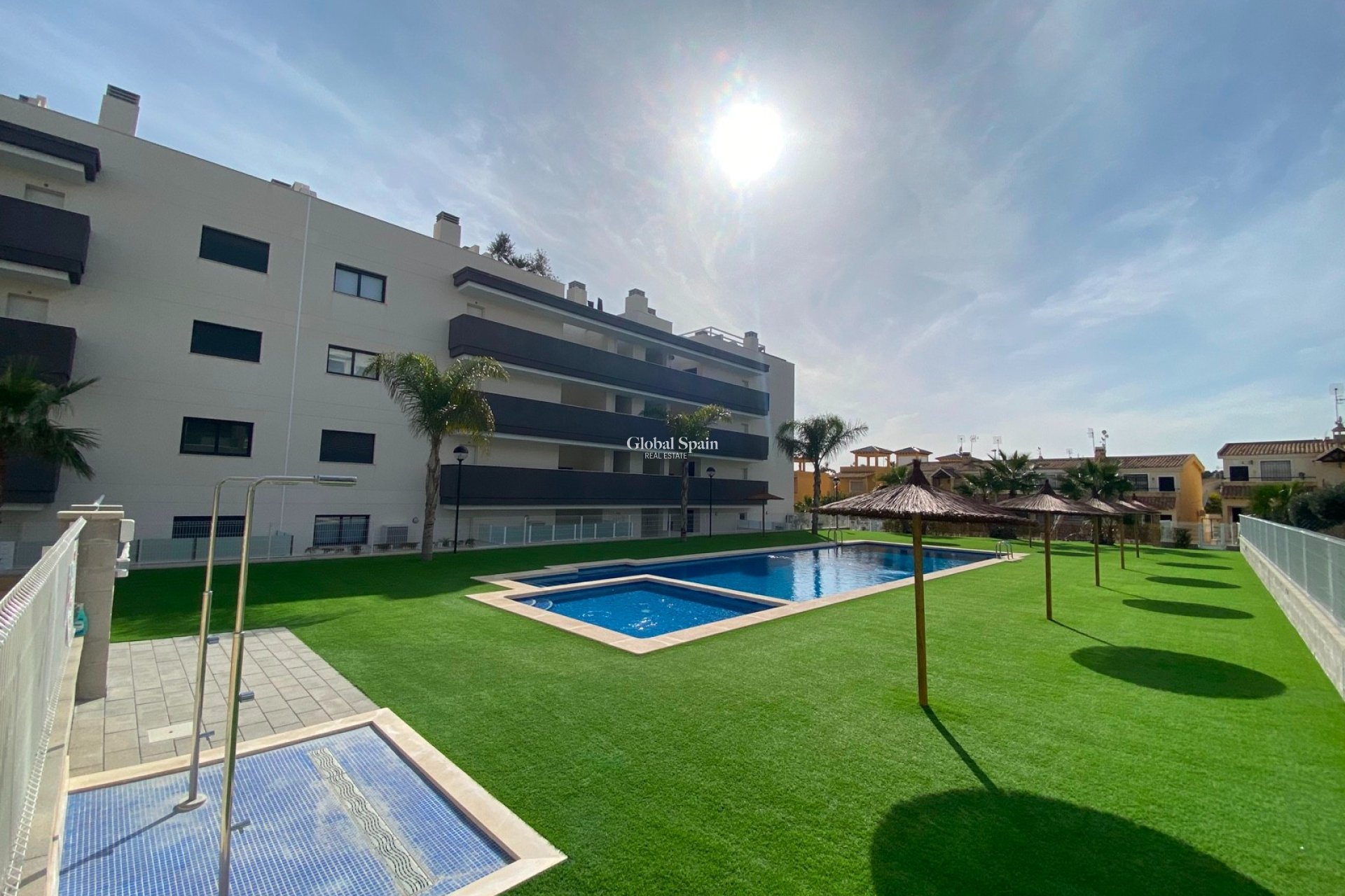 Venta - Atico -
ORIHUELA COSTA - VILLAMARTÍN