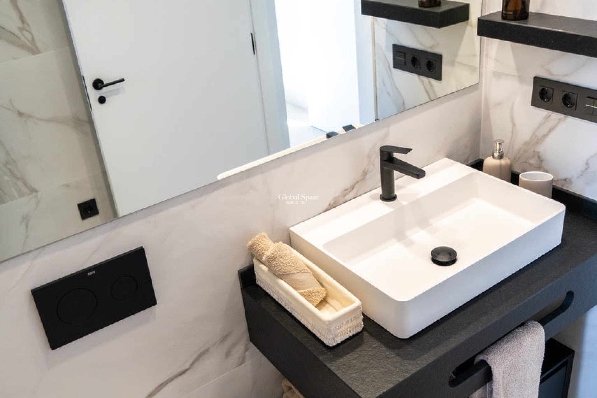 Venta - ÁTICO -
ORIHUELA - Inland