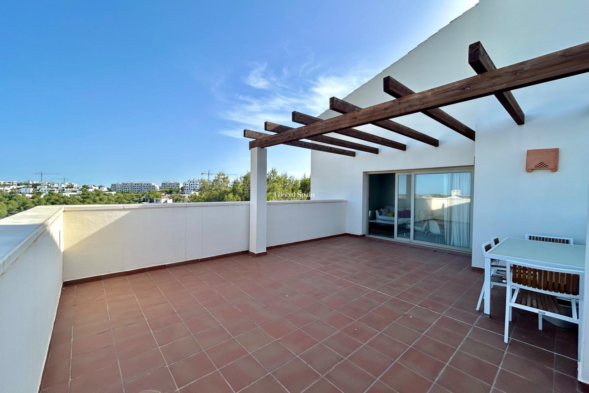 Venta - ÁTICO -
ORIHUELA - LAS COLINAS GOLF RESORT