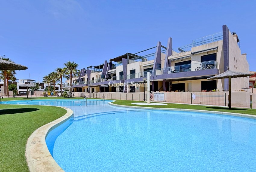 Venta - ÁTICO -
PILAR DE LA HORADADA - Costa Blanca