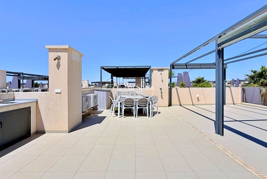 Venta - ÁTICO -
PILAR DE LA HORADADA - Costa Blanca