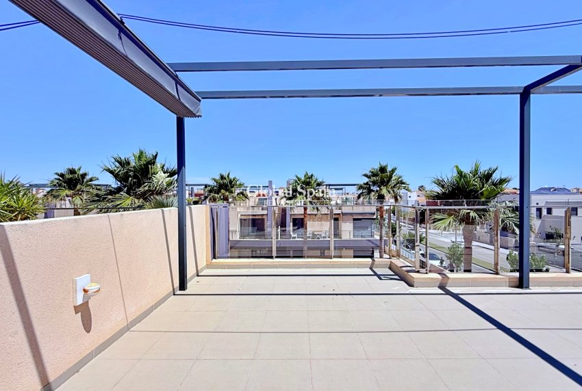 Venta - ÁTICO -
PILAR DE LA HORADADA - Costa Blanca