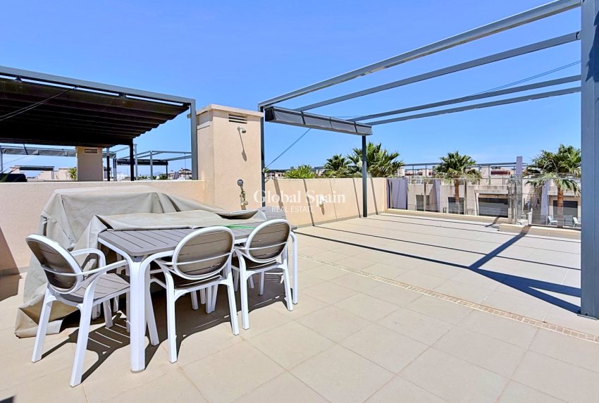 Venta - ÁTICO -
PILAR DE LA HORADADA - Costa Blanca