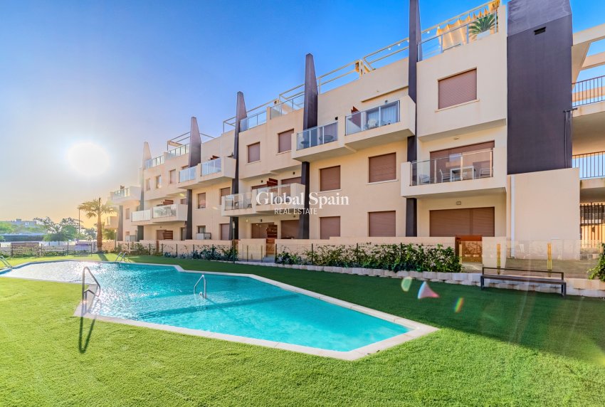 Venta - Atico -
PILAR DE LA HORADADA - MIL PALMERAS 