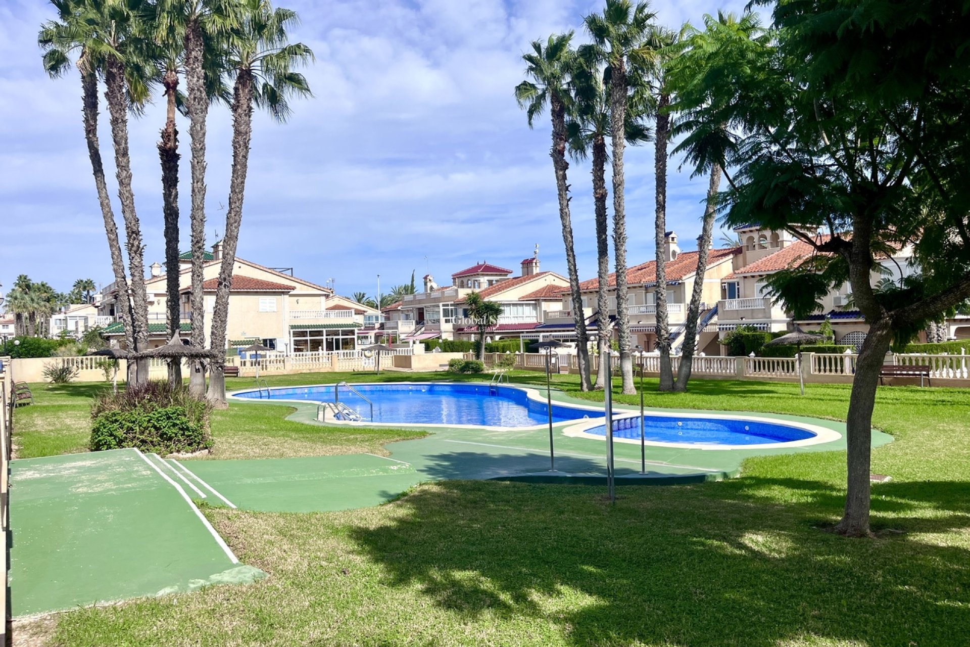 Venta - ÁTICO -
PLAYA FLAMENCA - Costa Blanca