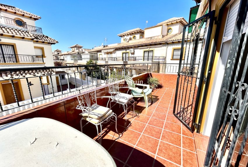 Venta - ÁTICO -
PLAYA FLAMENCA - Costa Blanca