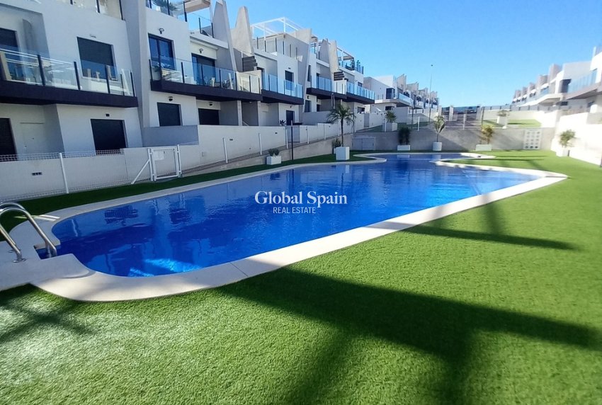 Venta - ÁTICO -
SAN MIGUEL DE SALINAS - Costa Blanca