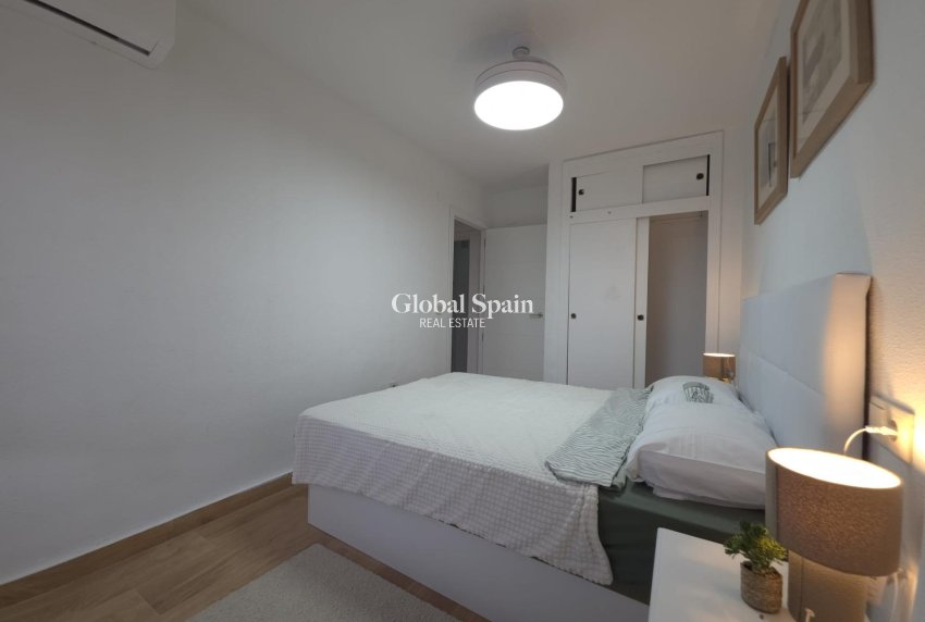 Venta - ÁTICO -
TORREVIEJA - Cala Ferris