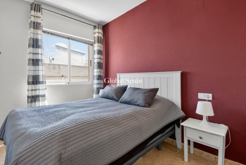 Venta - ÁTICO -
TORREVIEJA - Calas Blancas