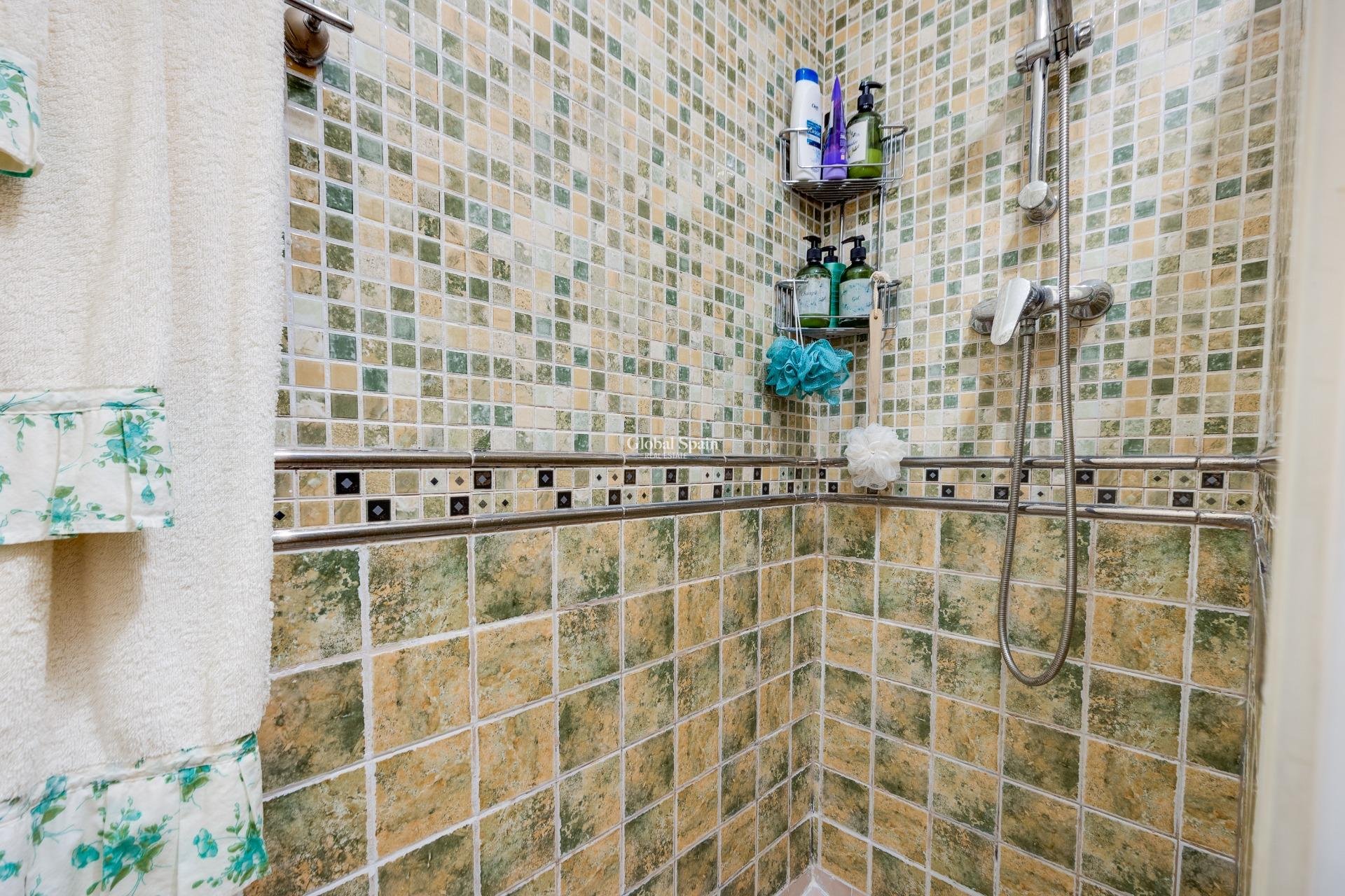 Venta - ÁTICO -
TORREVIEJA - Center