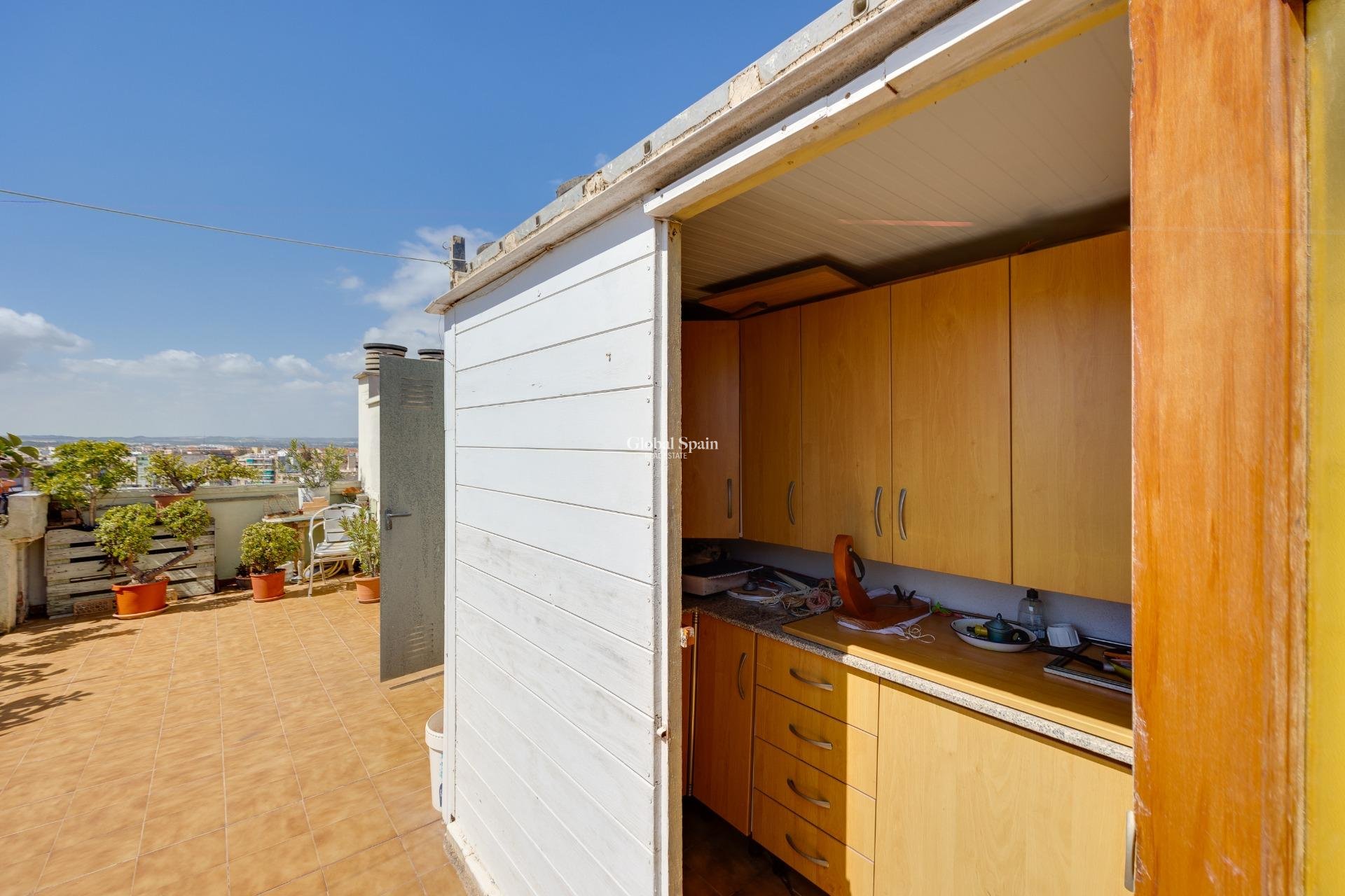 Venta - ÁTICO -
TORREVIEJA - Center