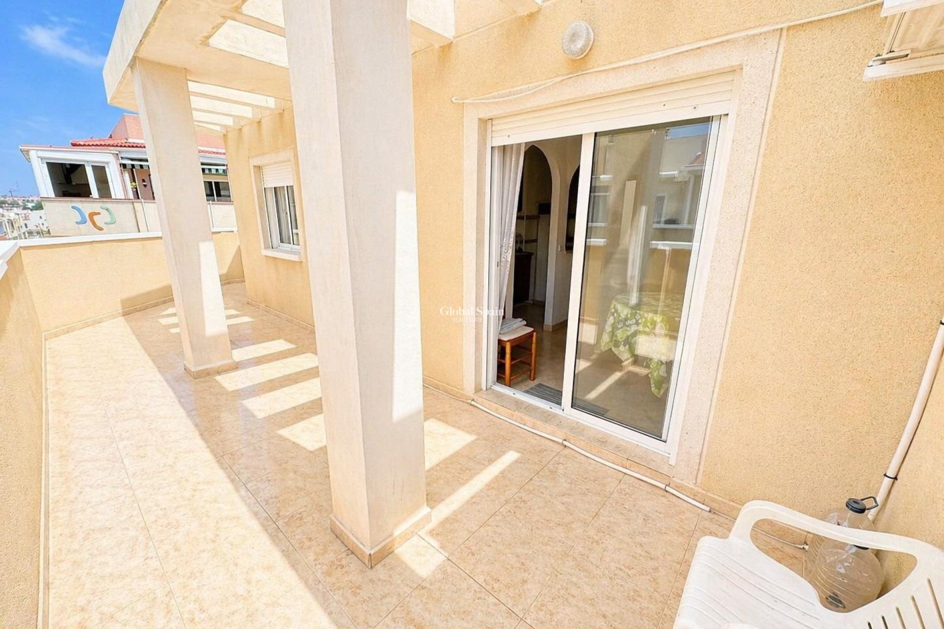 Venta - ÁTICO -
TORREVIEJA - Centro