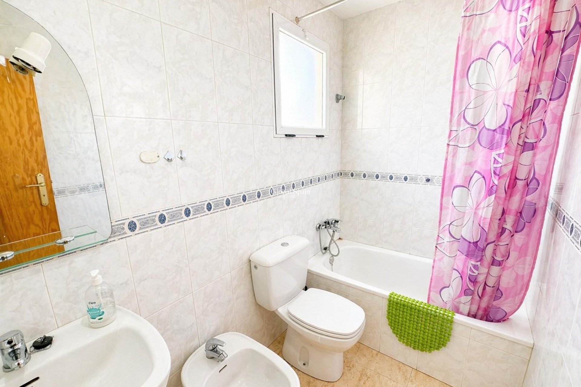 Venta - ÁTICO -
TORREVIEJA - Centro
