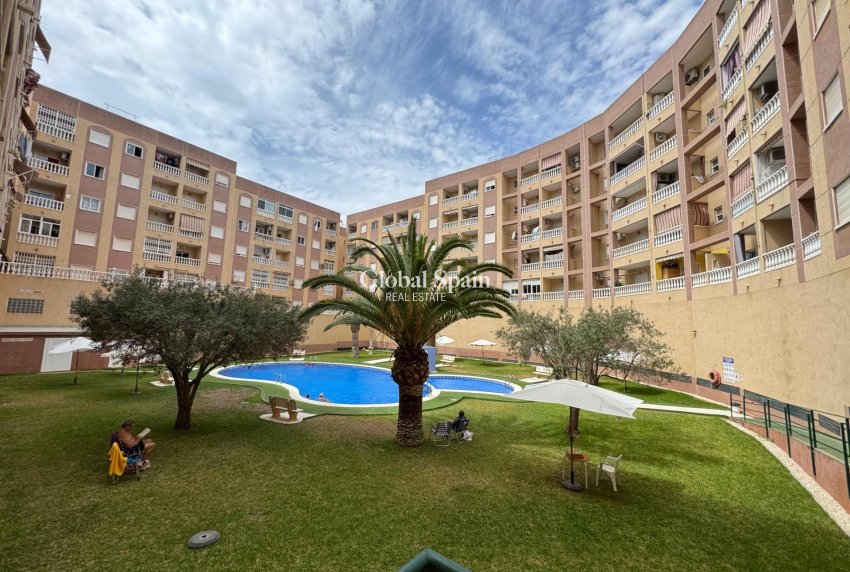 Venta - Atico -
TORREVIEJA - Centro