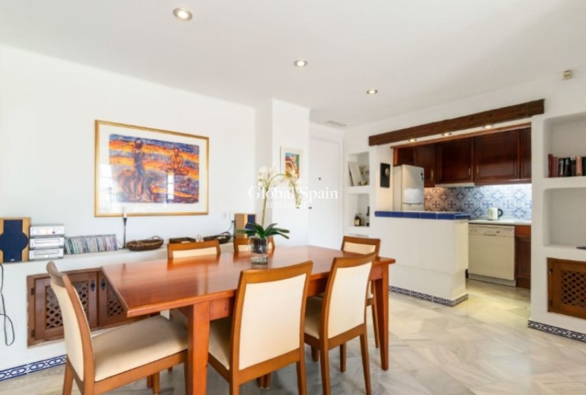 Venta - ÁTICO -
TORREVIEJA - Costa Blanca