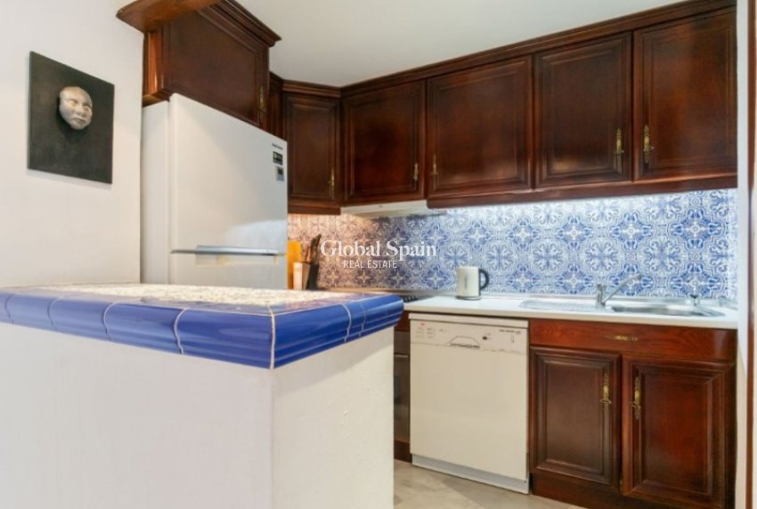 Venta - ÁTICO -
TORREVIEJA - Costa Blanca