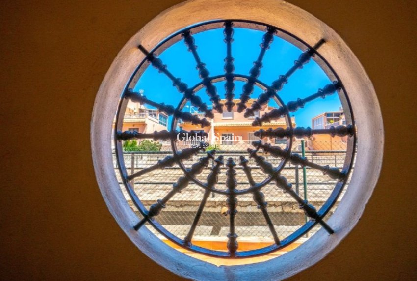 Venta - ÁTICO -
TORREVIEJA - Costa Blanca