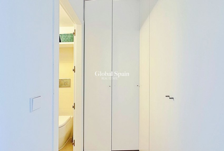 Venta - ÁTICO -
TORREVIEJA - Costa Blanca