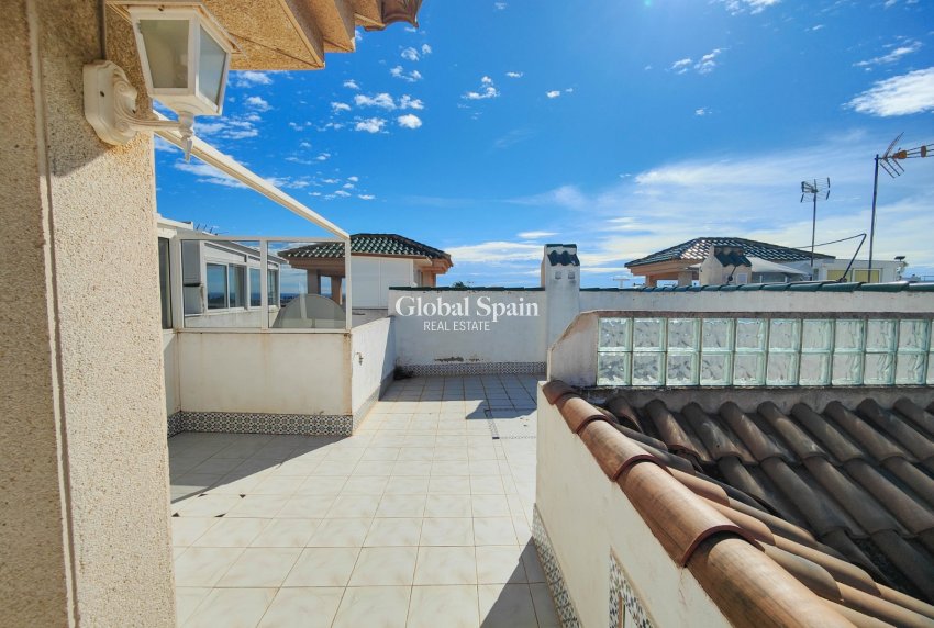 Venta - ÁTICO -
TORREVIEJA - Costa Blanca