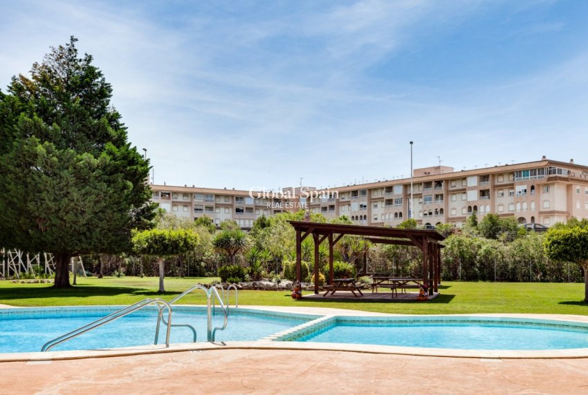 Venta - ÁTICO -
TORREVIEJA - Costa Blanca