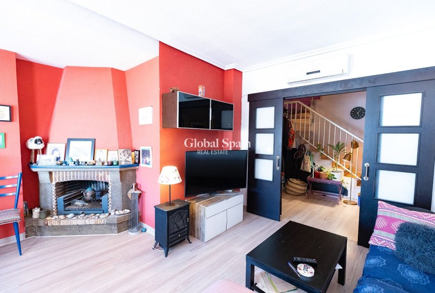 Venta - ÁTICO -
TORREVIEJA - Costa Blanca