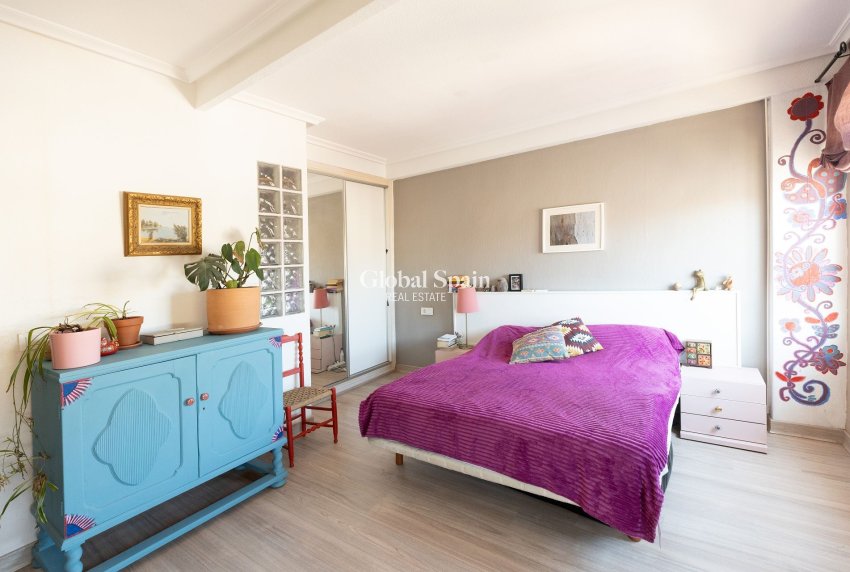Venta - ÁTICO -
TORREVIEJA - Costa Blanca