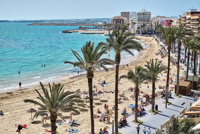 Venta - ÁTICO -
TORREVIEJA - Costa Blanca
