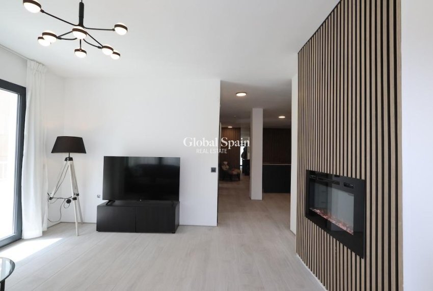 Venta - ÁTICO -
TORREVIEJA - Costa Blanca