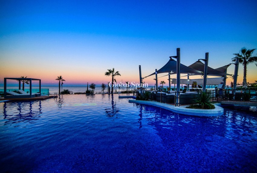 Venta - ÁTICO -
TORREVIEJA - Costa Blanca