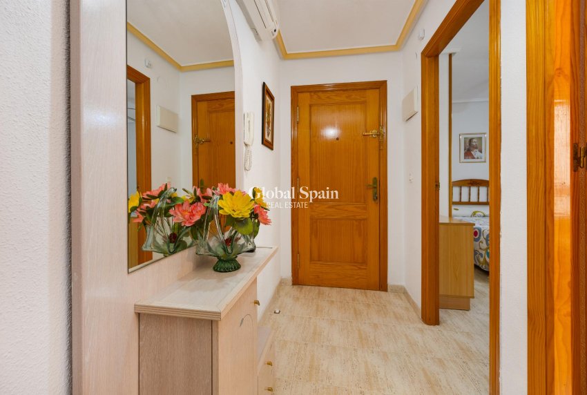 Venta - ÁTICO -
TORREVIEJA - Costa Blanca