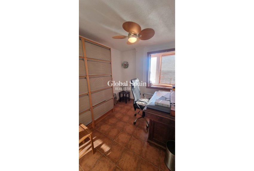 Venta - ÁTICO -
TORREVIEJA - El Acequión - Los Náufragos