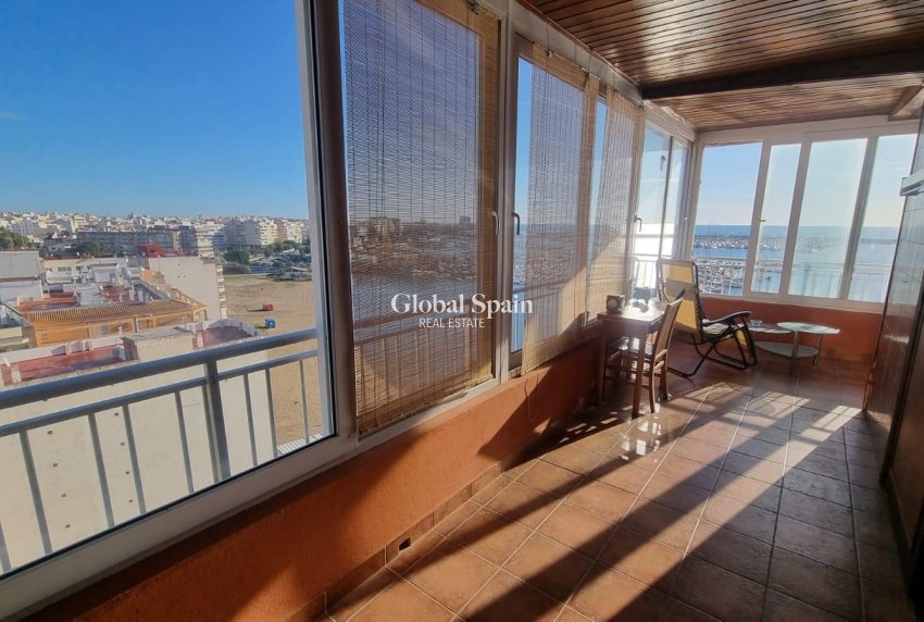 Venta - ÁTICO -
TORREVIEJA - El Acequión - Los Náufragos