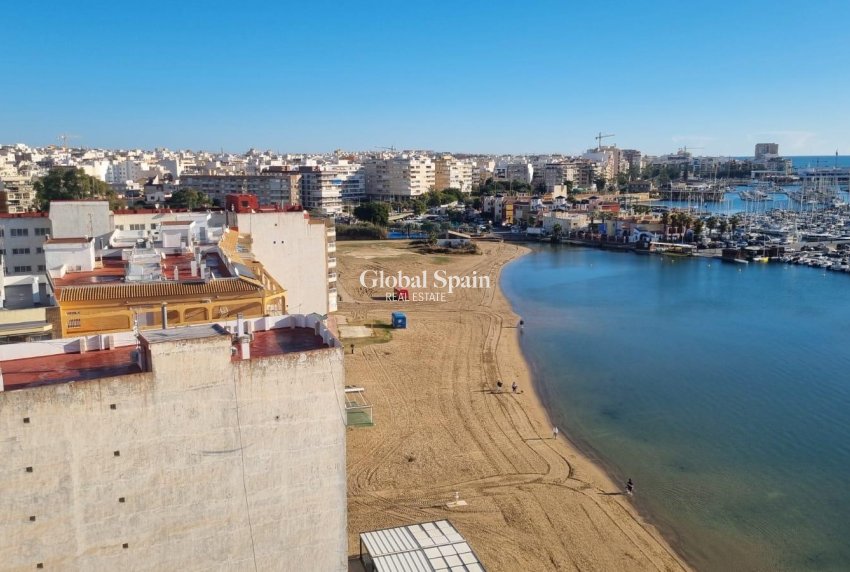 Venta - ÁTICO -
TORREVIEJA - El Acequión - Los Náufragos