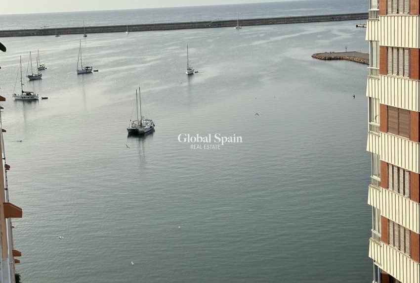 Venta - ÁTICO -
TORREVIEJA - El Acequión - Los Náufragos