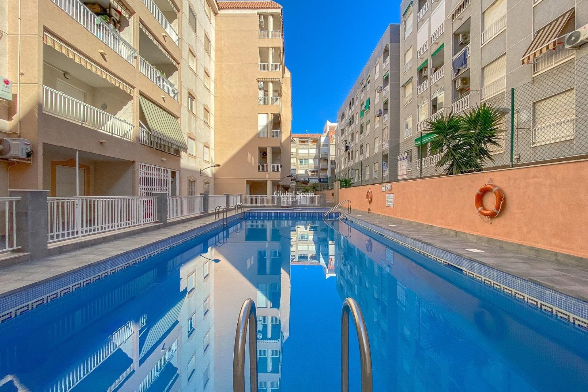 Venta - ÁTICO -
TORREVIEJA - El Acequión - Los Náufragos