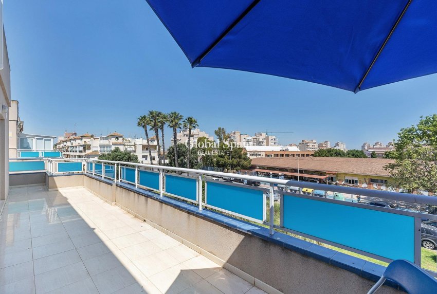 Venta - ÁTICO -
TORREVIEJA - Estacion de autobuses