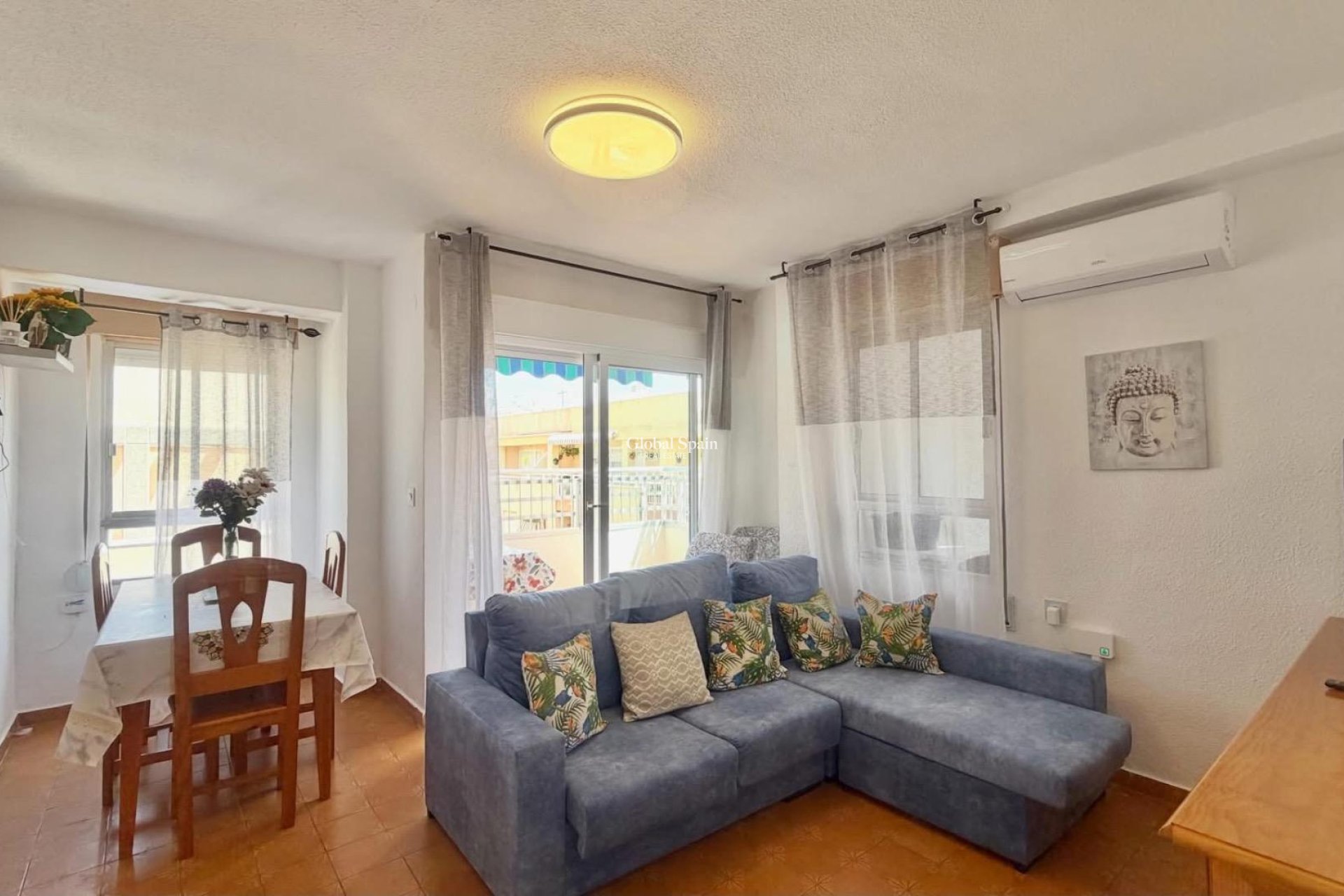 Venta - ÁTICO -
TORREVIEJA - Habaneras