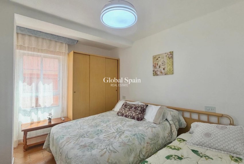 Venta - ÁTICO -
TORREVIEJA - Habaneras