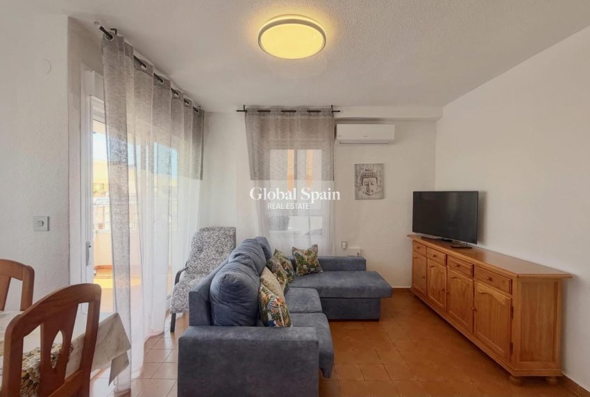 Venta - ÁTICO -
TORREVIEJA - Habaneras